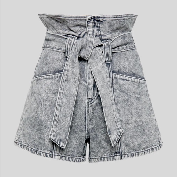 BlankNYC FEARLESS PAPERBAG SHORT, Black Denim Wash, Size 26 - Picture 1 of 2